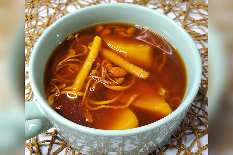 「名廚Denice Wai 廚房」簡易快煮 - 淮山沙參蟲草花素湯