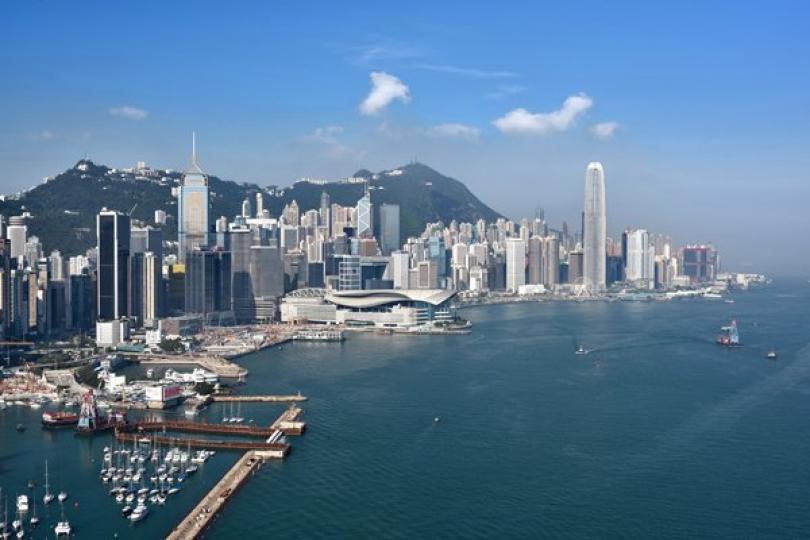 空氣污染或逾正常水平 空氣污染或逾正常水平