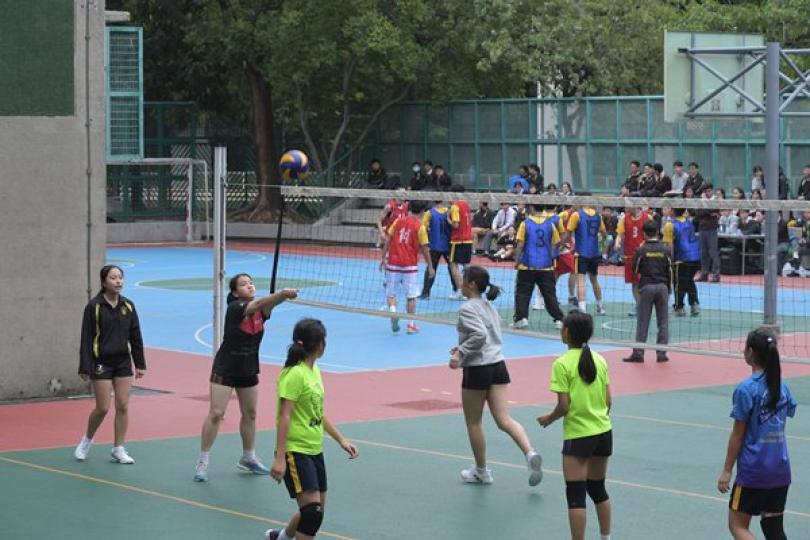 楊潤雄:學校可彈性調節暑期活動 楊潤雄:學校可彈性調節暑期活動
