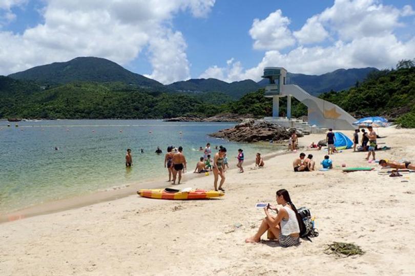 14泳灘水質良好 14泳灘水質良好