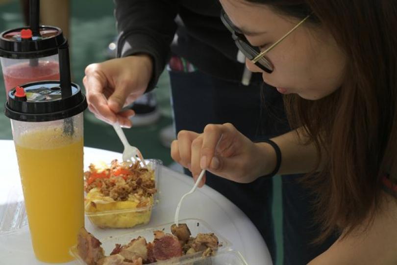 外賣走塑活動減240萬即棄餐具 外賣走塑活動減240萬即棄餐具