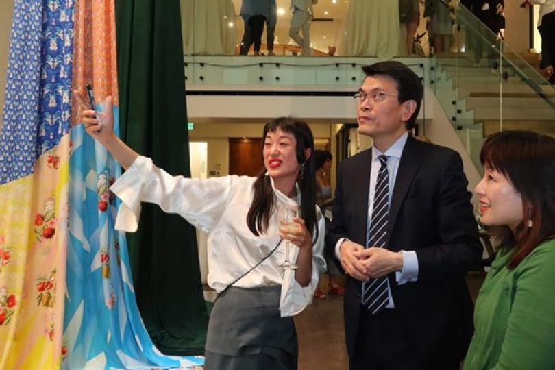 邱騰華三藩市推廣香港創意人才 邱騰華三藩市推廣香港創意人才