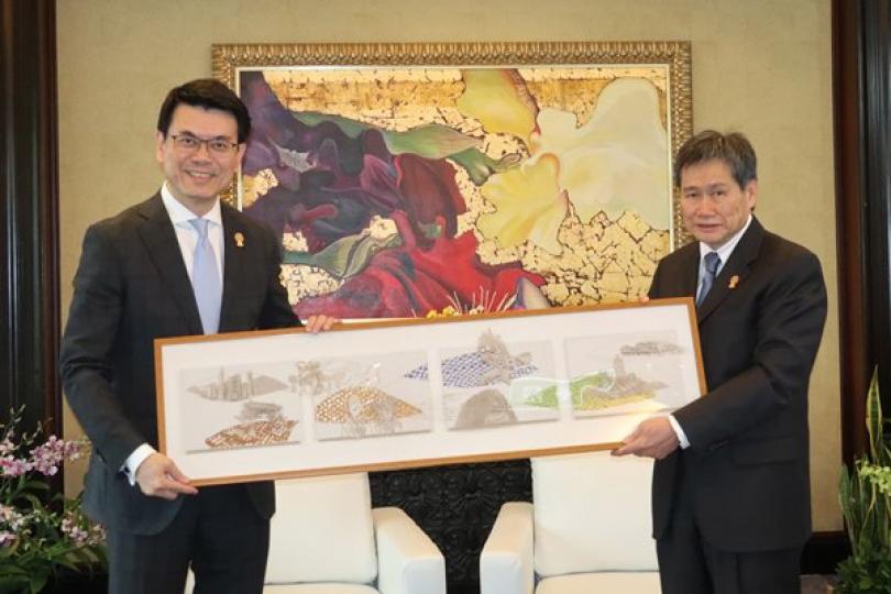邱騰華曼谷出席東盟會議 邱騰華曼谷出席東盟會議