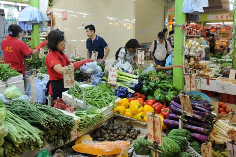 改善街巿管理 滿足巿民需要 改善街巿管理 滿足巿民需要