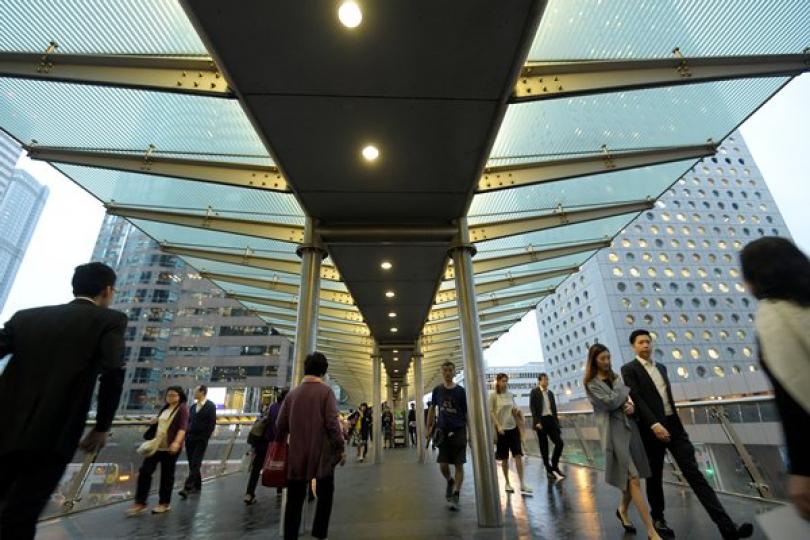 本港人口略逾750萬 本港人口略逾750萬