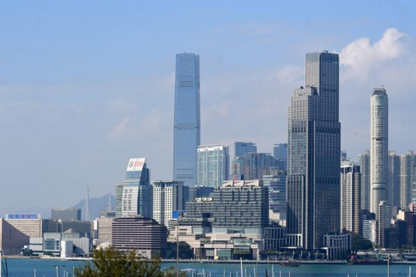 增撥資源 重建香港樞紐地位 增撥資源 重建香港樞紐地位