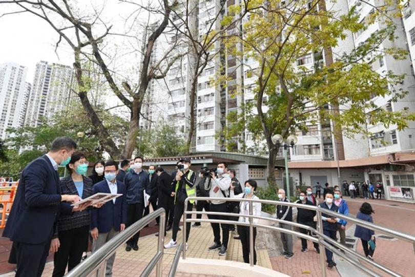 特首訪康美樓 感謝前線抗疫 特首訪康美樓 感謝前線抗疫