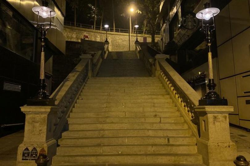 都爹利街石階及煤氣燈修復 都爹利街石階及煤氣燈修復