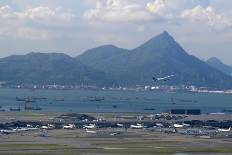 最快下周二再派包機接在鄂港人 最快下周二再派包機接在鄂港人