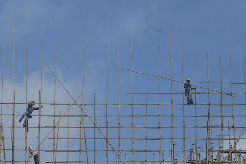 49萬建造業工友獲發補助金 49萬建造業工友獲發補助金