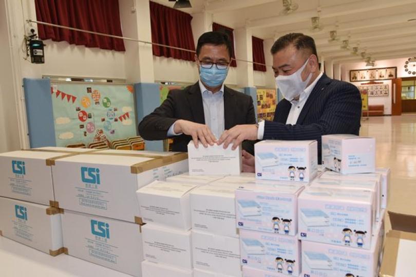 楊潤雄訪中西區學校 楊潤雄訪中西區學校