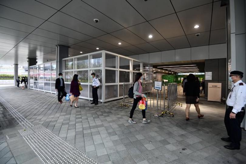 7月起入職公務員須簽署效忠聲明 7月起入職公務員須簽署效忠聲明