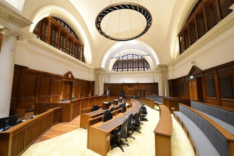 法官及司法人員本年度凍薪 法官及司法人員本年度凍薪
