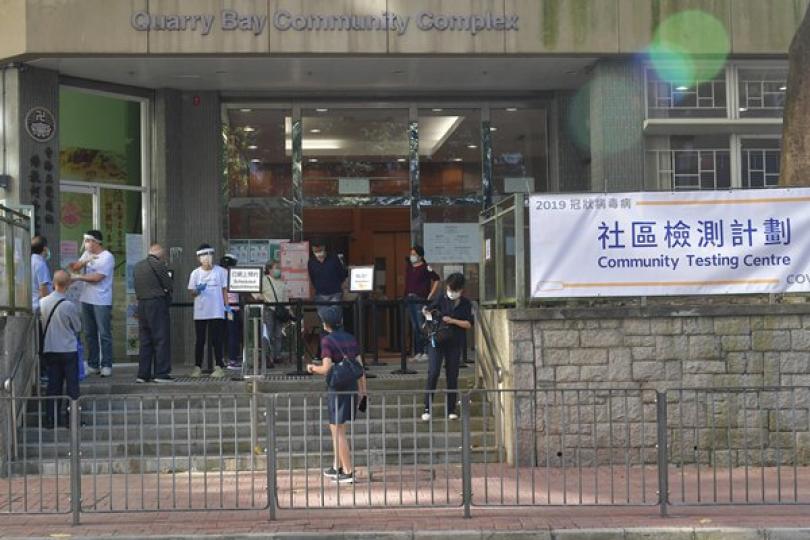 四社區檢測中心為逾二千人採樣 四社區檢測中心為逾二千人採樣
