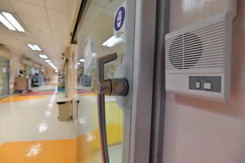 兩新型肺炎患者不治 兩新型肺炎患者不治
