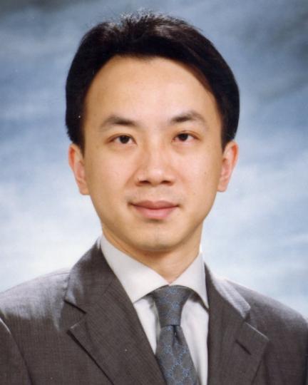 執掌港台:  李百全3月1日接替梁家榮出任廣播處長。