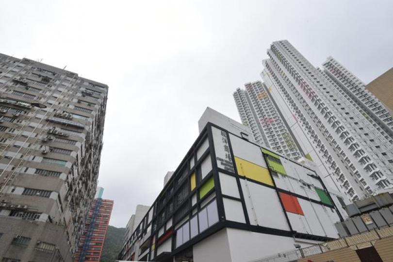 房委會4月起將差餉寬免轉歸租戶 房委會4月起將差餉寬免轉歸租戶