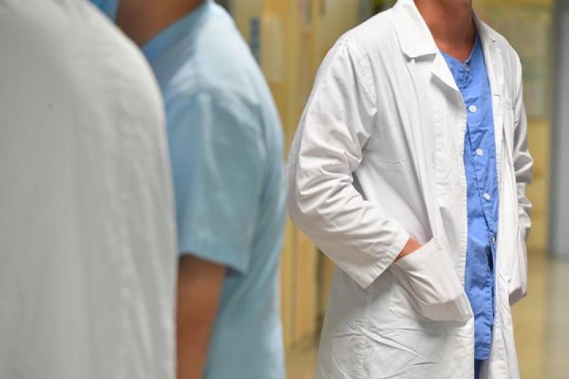 當局不以權力影響醫學資格名單 當局不以權力影響醫學資格名單