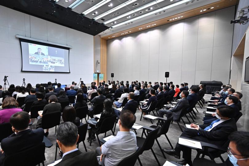履職盡責: 約120人出席公務員事務局舉辦的國家安全講座。 履職盡責: 約120人出席公務員事務局舉辦的國家安全講座。