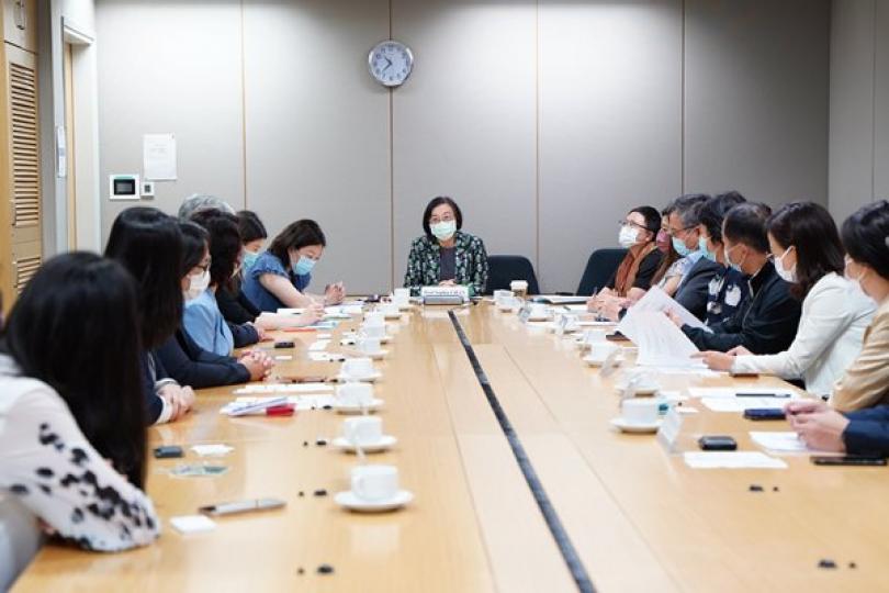 陳肇始晤地區康健站營運者 陳肇始晤地區康健站營運者