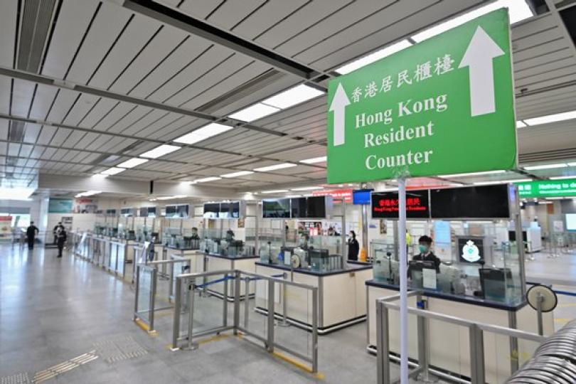 內地澳門較有條件與香港恢復通關 內地澳門較有條件與香港恢復通關