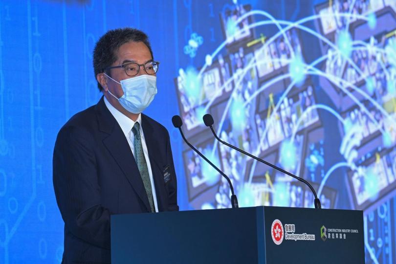 智慧工地: 黃偉綸在建造業安全周開幕典禮致辭,鼓勵業界善用科技提升建造安全。 智慧工地: 黃偉綸在建造業安全周開幕典禮致辭,鼓勵業界善用科技提升建造安全。