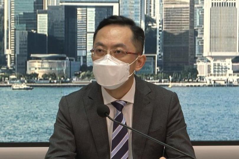 市民應避免非必要外遊 市民應避免非必要外遊
