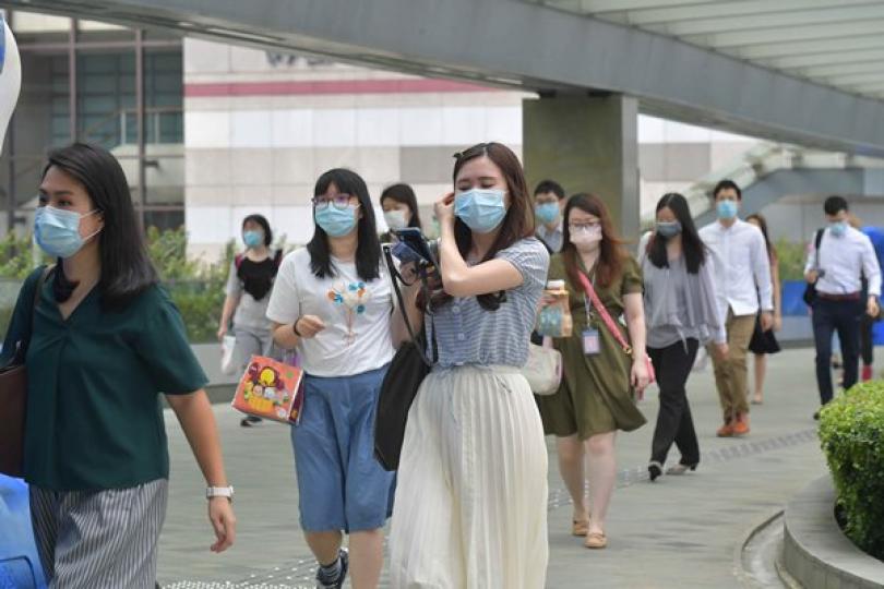 六公務員職系招聘展開 六公務員職系招聘展開