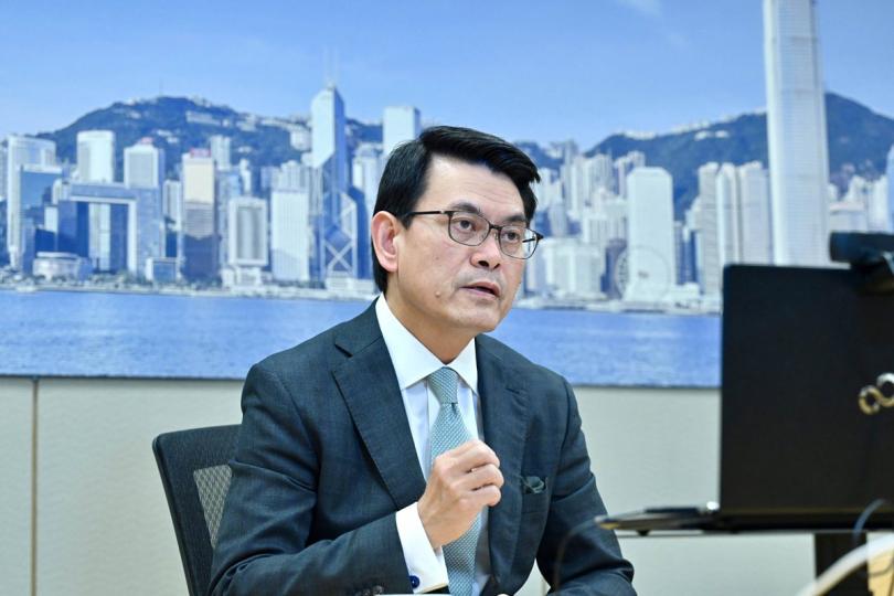 邱騰華向德初創企業分享港優勢 邱騰華向德初創企業分享港優勢