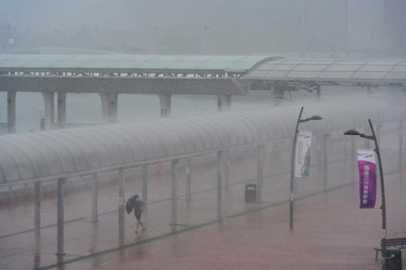 颱風獅子山襲港14人傷