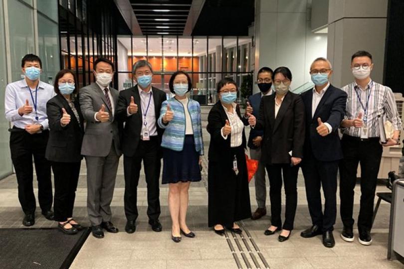 杜絕新興吸煙產品 建立無煙香港 杜絕新興吸煙產品 建立無煙香港