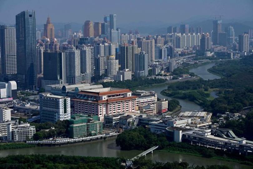 積極爭取灣區實施港資港仲裁 積極爭取灣區實施港資港仲裁