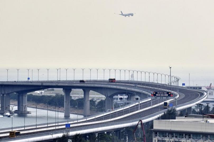 臨時措施助跨境車回港驗車續牌 臨時措施助跨境車回港驗車續牌