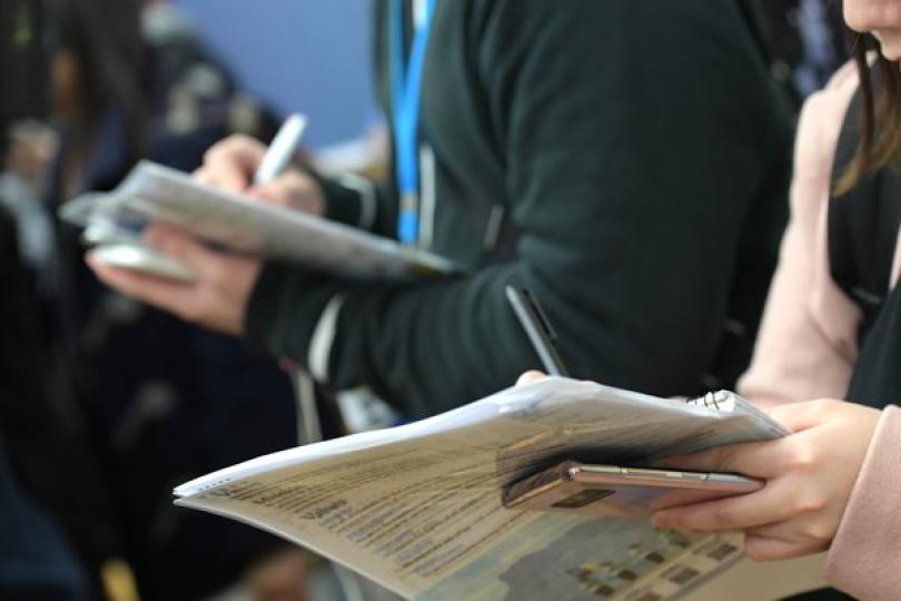 個別媒體停辦勿與新聞自由掛鉤 個別媒體停辦勿與新聞自由掛鉤