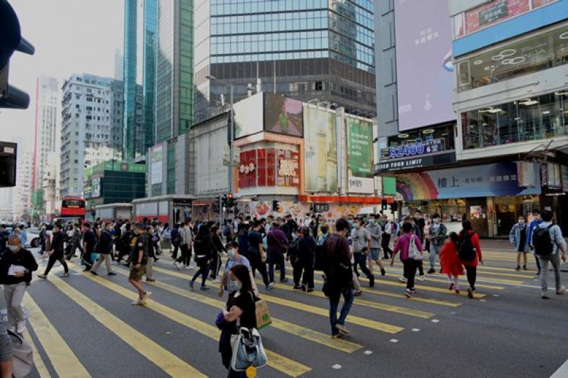 2月3日個案增142 宗 市民宜盡量留家 2月3日個案增142 宗 市民宜盡量留家