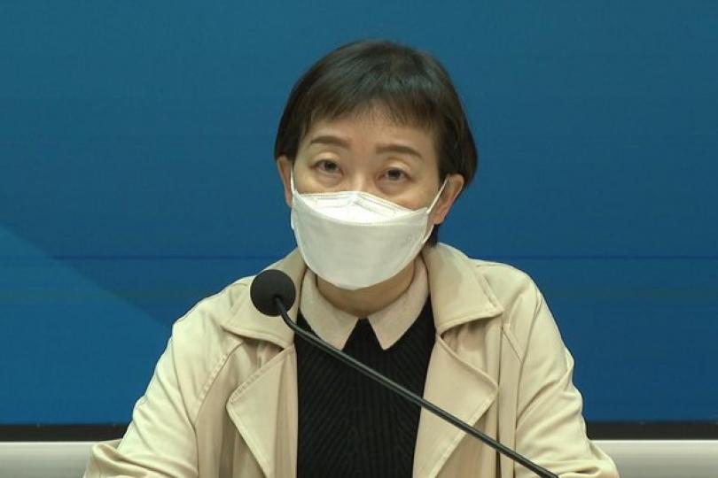 2月9日新個案逾千宗 市民應減少外出 2月9日新個案逾千宗 市民應減少外出