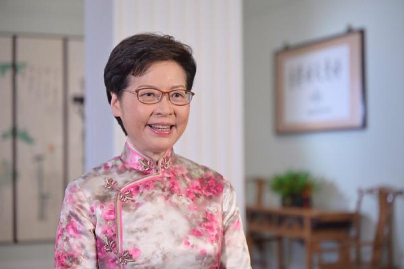 砥礪奮進 再上征程 砥礪奮進 再上征程