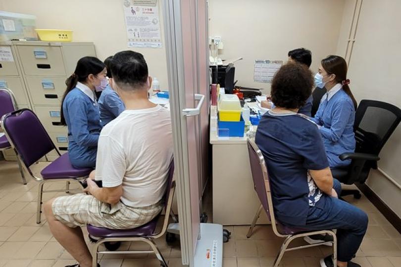 公立醫院疫苗接種擴至周六 公立醫院疫苗接種擴至周六