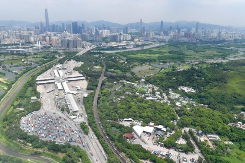 落馬洲應急醫院地盤建橋助運物資