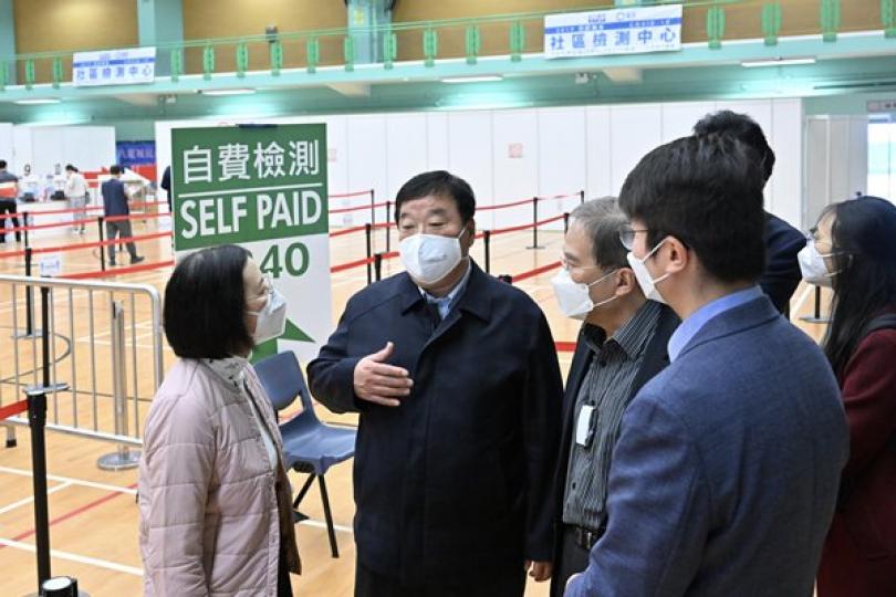衞健委專家考察抗疫設施 衞健委專家考察抗疫設施