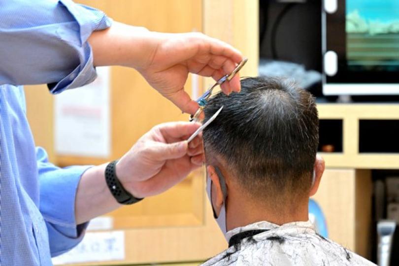 社交措施大致延續 理髮店可重開