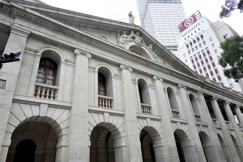 特首:兩英法官辭任或有政治考慮 特首:兩英法官辭任或有政治考慮
