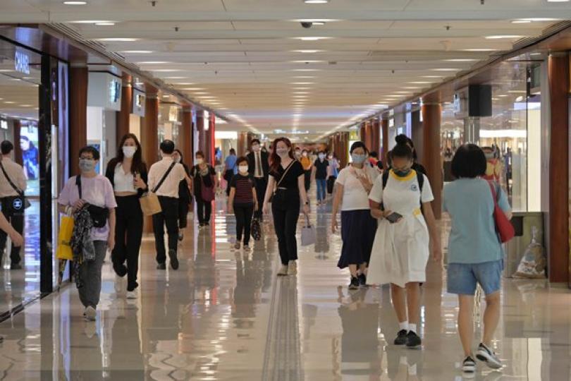 首季經濟預估收縮4% 首季經濟預估收縮4%