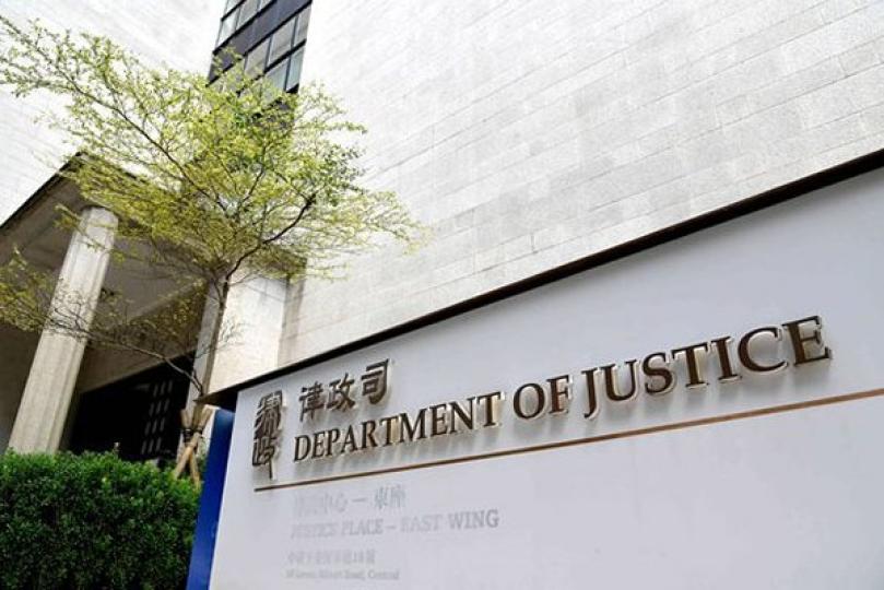 鄭若驊撰文回顧任內成績 鄭若驊撰文回顧任內成績