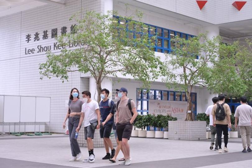 186名學生經直接錄取升讀大學 186名學生經直接錄取升讀大學