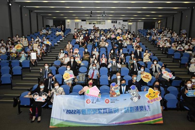 掌握網上話語權 說好中國故事 掌握網上話語權 說好中國故事