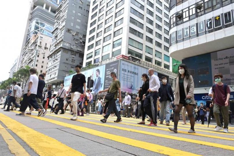 疫情穩步向下 把握時機接種疫苗 疫情穩步向下 把握時機接種疫苗