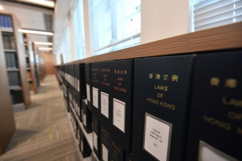 按實際情況調整防疫措施 按實際情況調整防疫措施