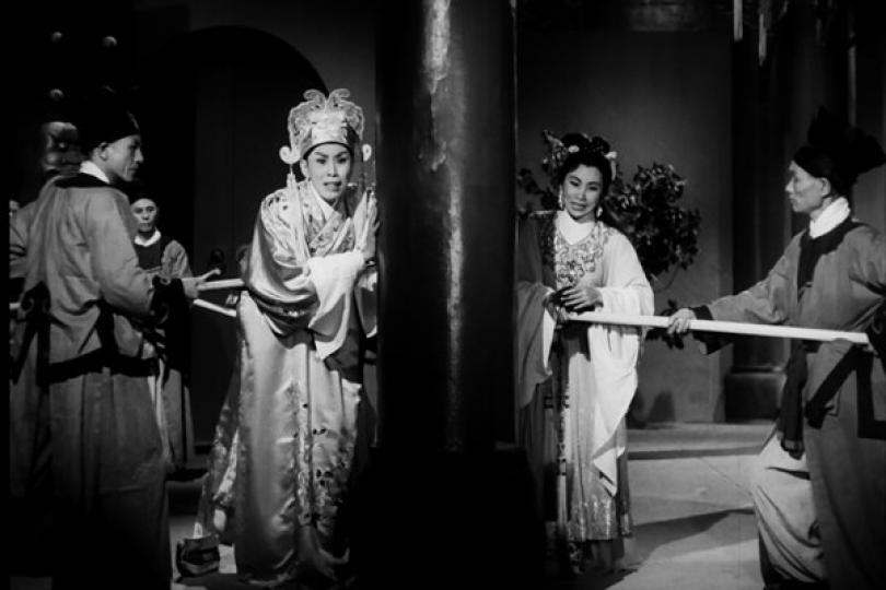 戲迷情人: 香港電影資料館電影院下月放映《蝶影紅梨記》(修復版),讓觀眾回味任劍輝的風采。 戲迷情人: 香港電影資料館電影院下月放映《蝶影紅梨記》(修復版),讓觀眾回味任劍輝的風采。