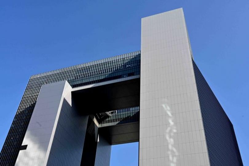 評論文章偏頗 政府表遺憾 評論文章偏頗 政府表遺憾